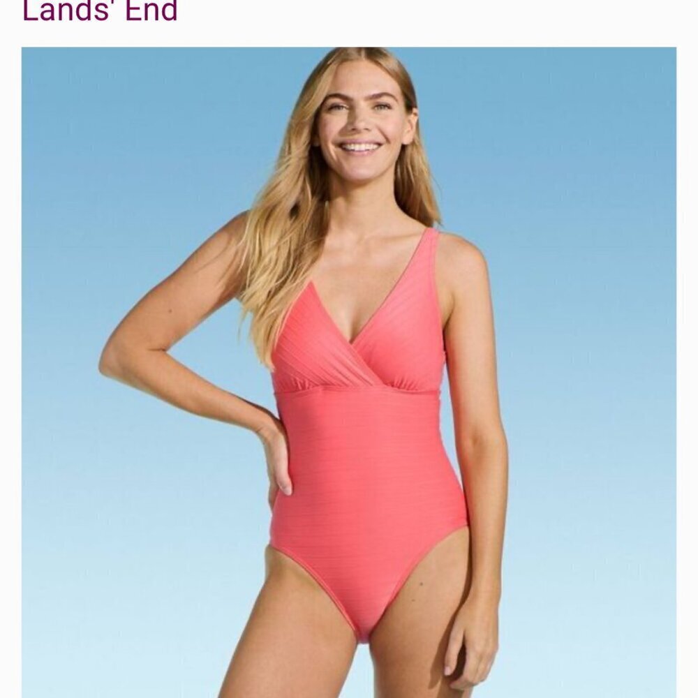 Lands End Woman's Plus-Size Coral Pink Summer V-Neck One-Piece Swimsuit Sz 18